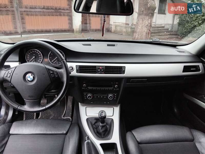 Седан BMW 3 Series 2007 в Черноморске