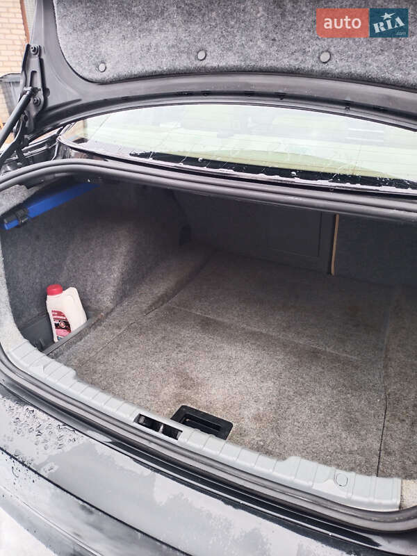 Седан BMW 3 Series 2006 в Луцке