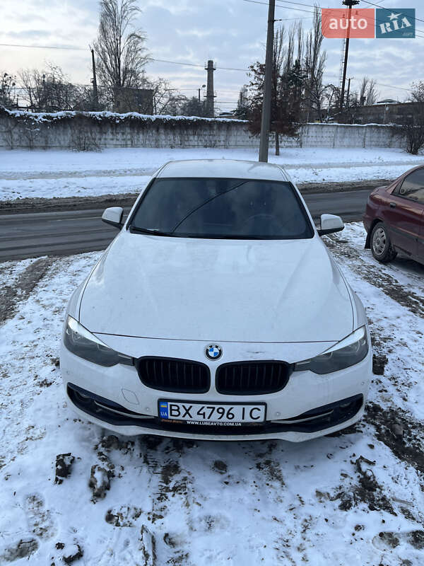 Седан BMW 3 Series 2017 в Киеве