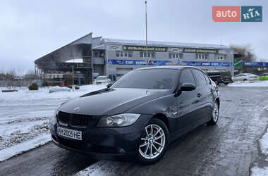 Седан BMW 3 Series 2005 в Хмельницком