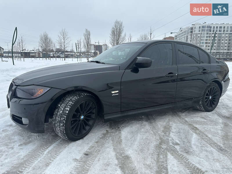 BMW 3 Series 2011 BMW 3 Series 2011