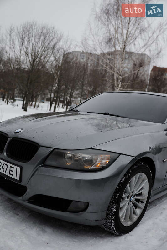 Седан BMW 3 Series 2008 в Хмельницком
