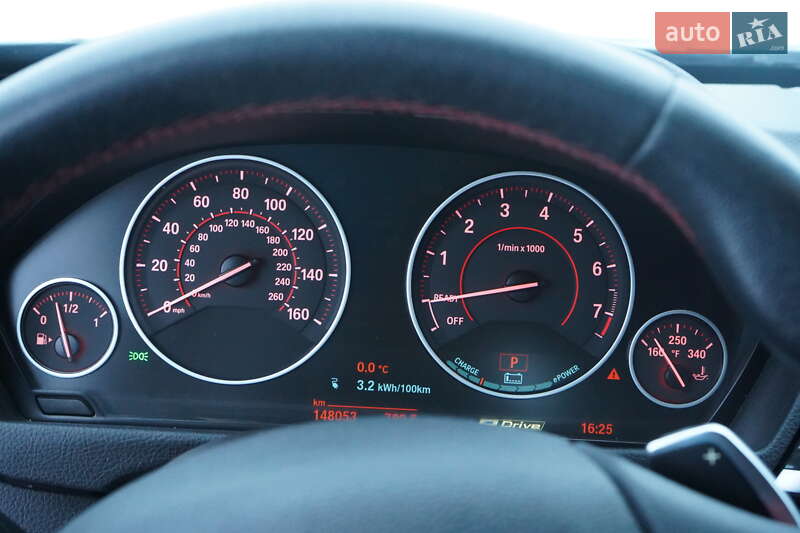 Седан BMW 3 Series 2018 в Попельне