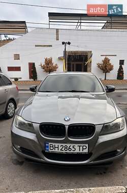 Седан BMW 3 Series 2010 в Одессе