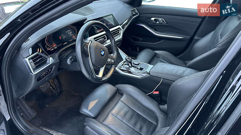 Седан BMW 3 Series 2019 в Виннице
