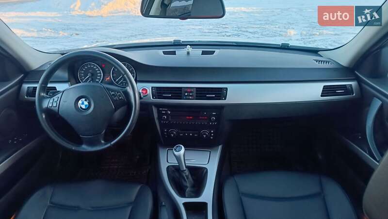 Универсал BMW 3 Series 2005 в Сарнах фото 72 Универсал BMW 3 Series 2005 в Сарнах
