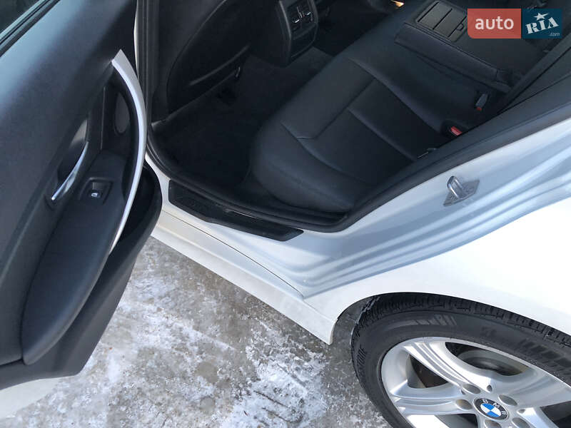 Седан BMW 3 Series 2014 в Ирпене