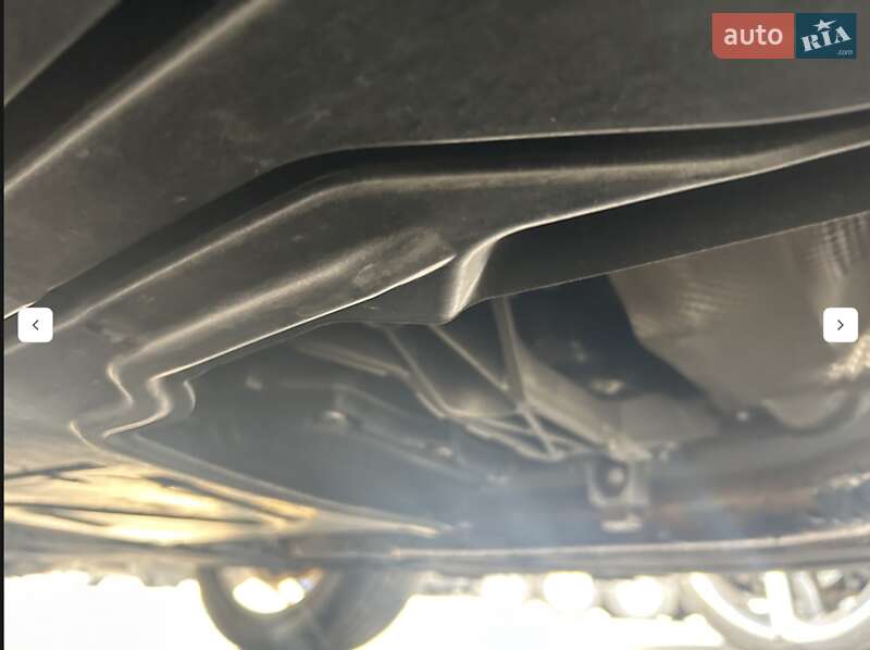 Седан BMW 3 Series 2014 в Львове