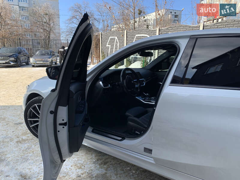 Седан BMW 3 Series 2021 в Харькове
