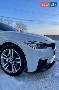 Седан BMW 3 Series 2012 в Черновцах