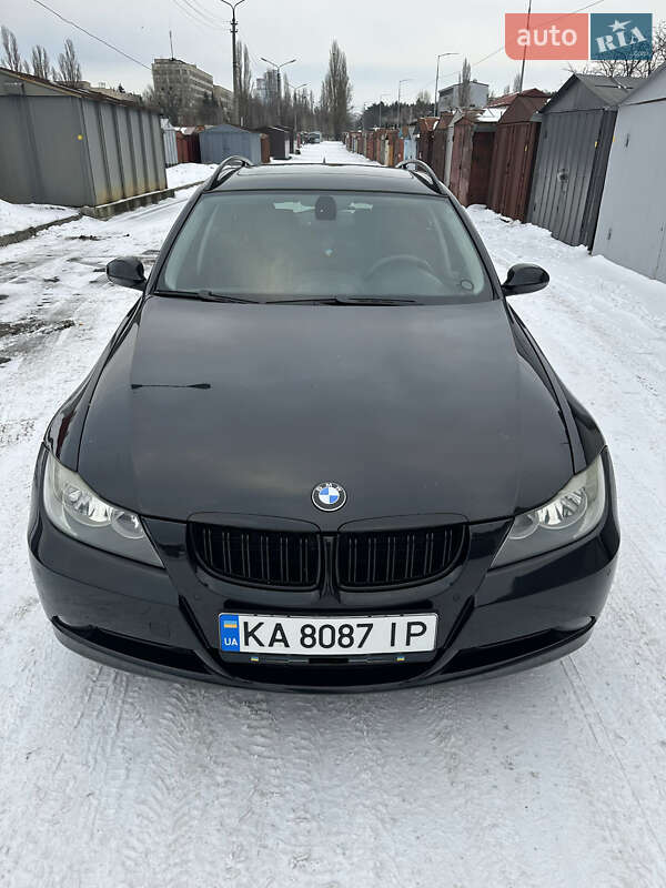 Универсал BMW 3 Series 2008 в Киеве