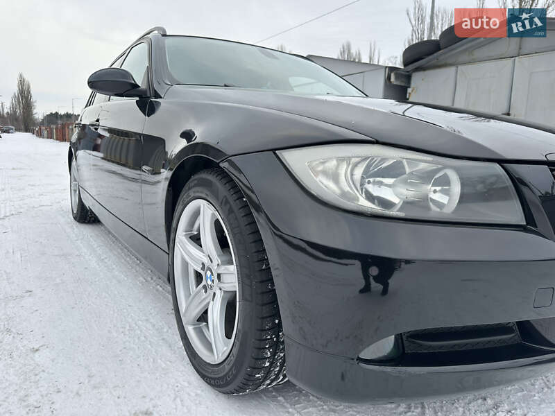 Универсал BMW 3 Series 2008 в Киеве