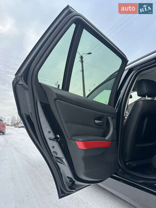 Универсал BMW 3 Series 2008 в Киеве