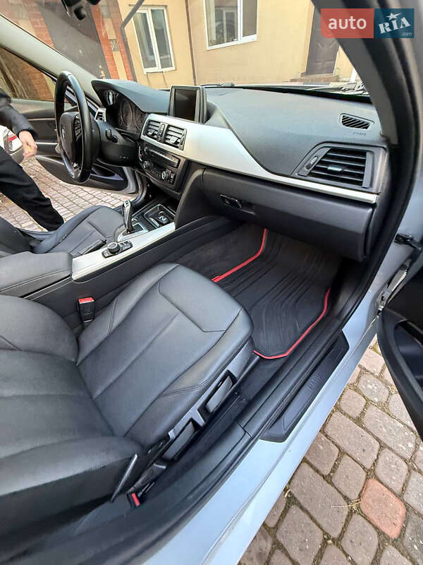 Седан BMW 3 Series 2013 в Ужгороде