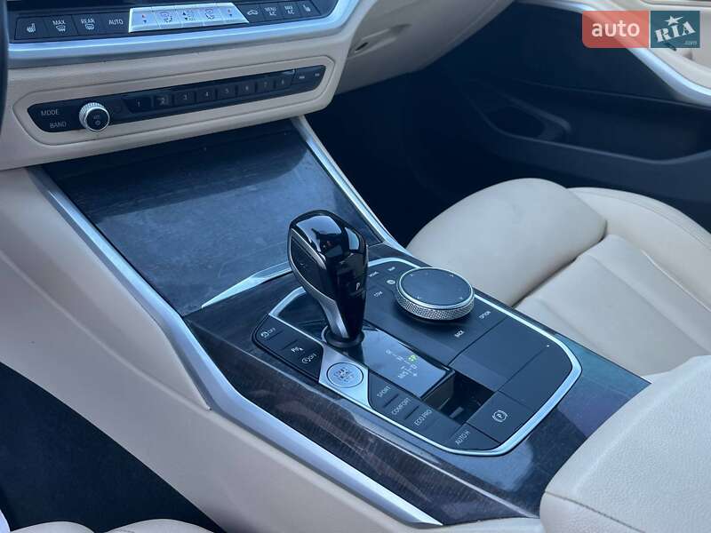 Седан BMW 3 Series 2019 в Луцке