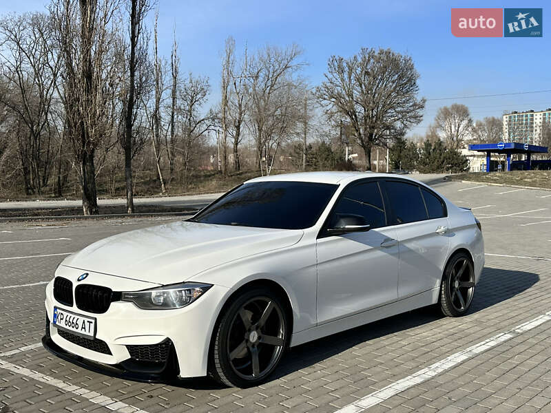 Седан BMW 3 Series 2012 в Запорожье
