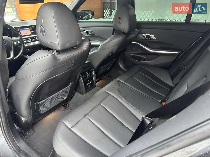 Седан BMW 3 Series 2021 в Луцке