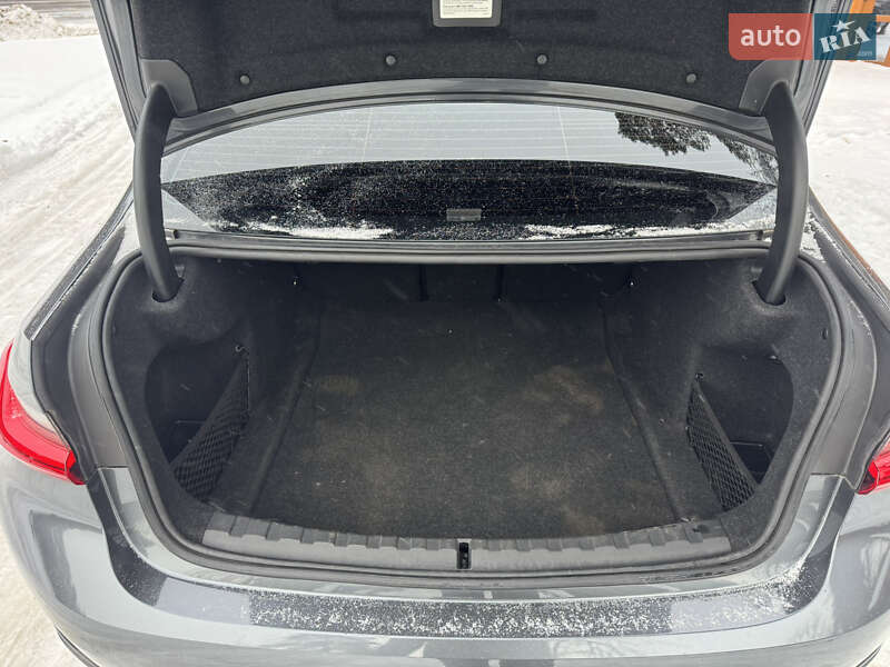 Седан BMW 3 Series 2021 в Луцке