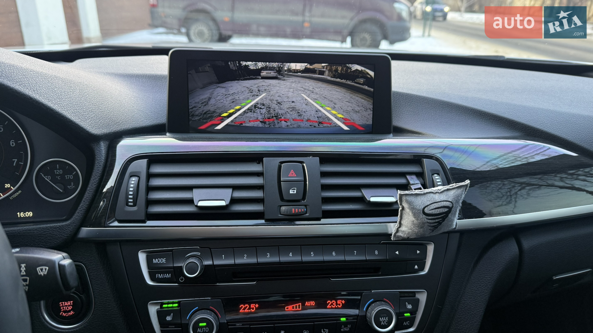 2015 BMW 3er - мініатюра 12