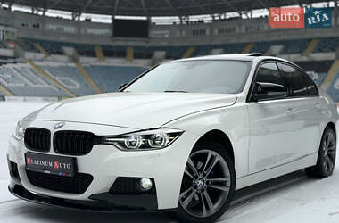 Седан BMW 3 Series 2017 в Одессе