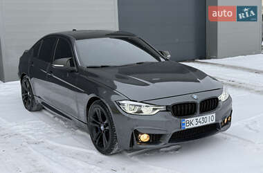 Седан BMW 3 Series 2014 в Сарнах