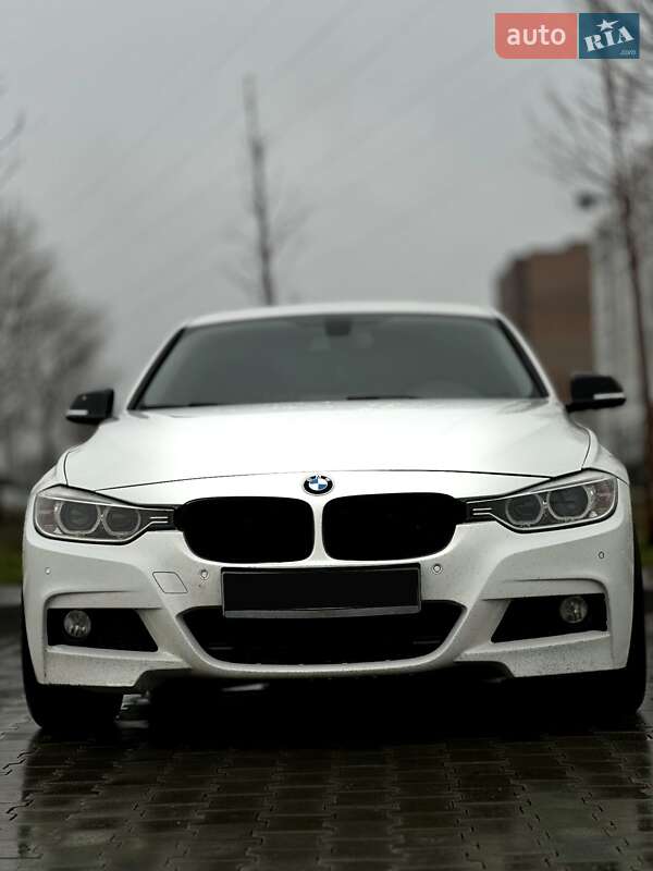 Седан BMW 3 Series 2013 в Ирпене