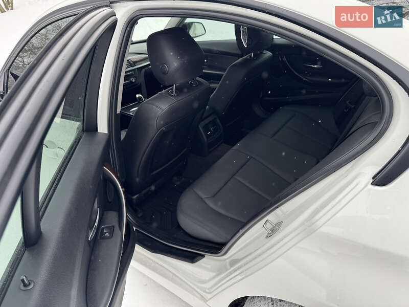 Седан BMW 3 Series 2012 в Киеве фото 16 Седан BMW 3 Series 2012 в Киеве