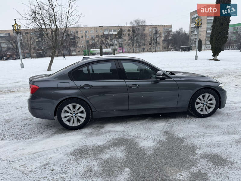 Седан BMW 3 Series 2013 в Ровно