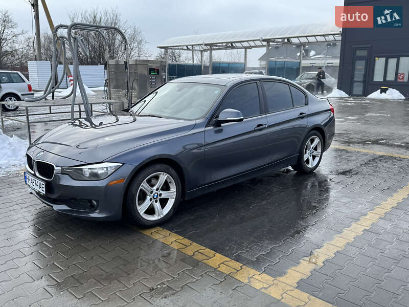 Седан BMW 3 Series 2013 в Николаеве