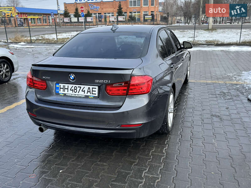 Седан BMW 3 Series 2013 в Николаеве