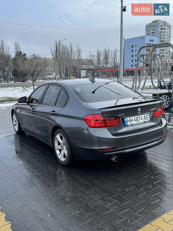 Седан BMW 3 Series 2013 в Николаеве