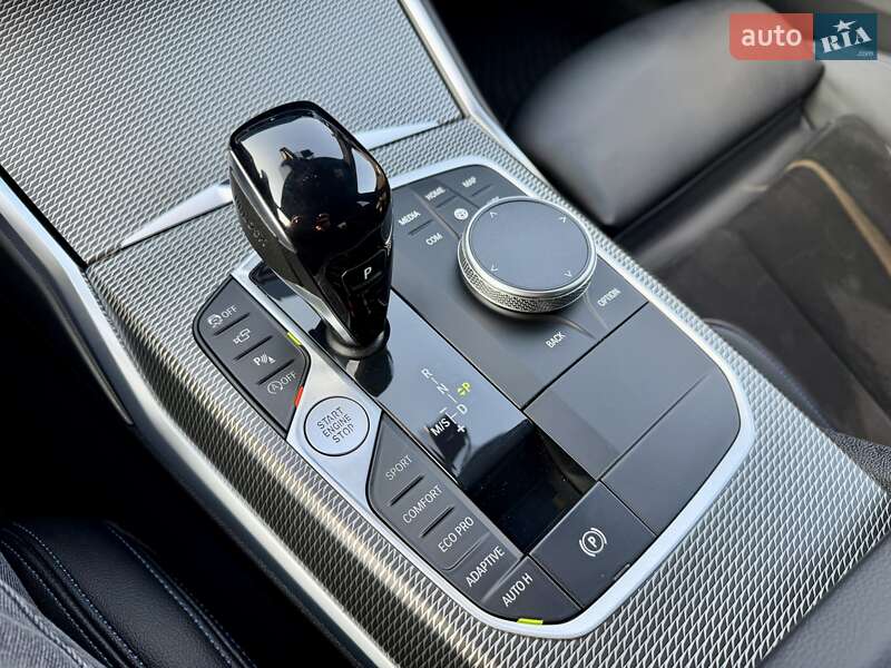 Седан BMW 3 Series 2021 в Киеве
