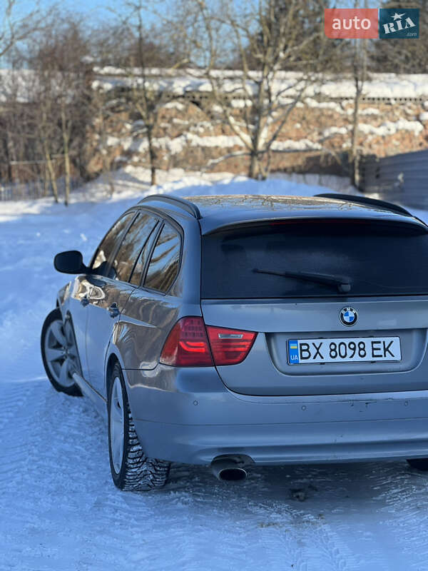 Универсал BMW 3 Series 2010 в Волочиске