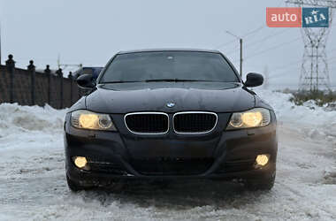 Седан BMW 3 Series 2009 в Рівному