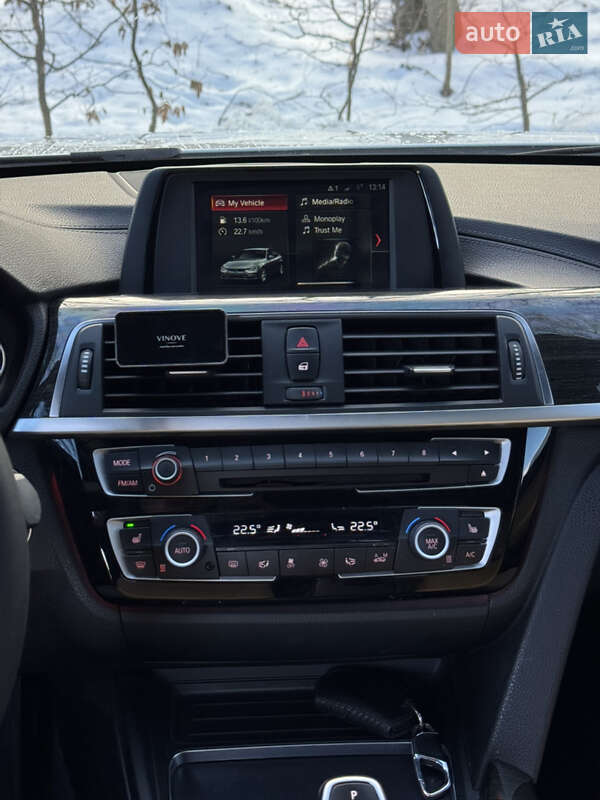 Седан BMW 3 Series 2017 в Львове