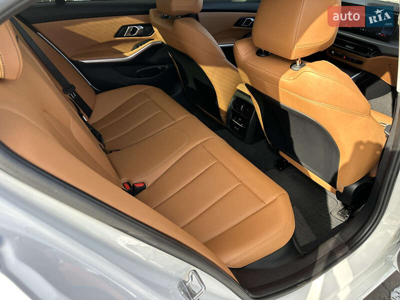 Седан BMW 3 Series 2024 в Одессе