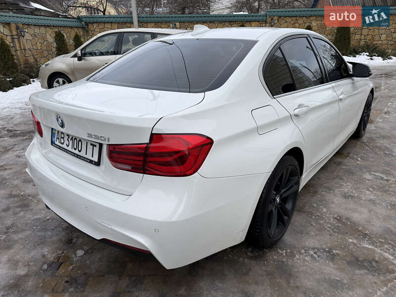 Седан BMW 3 Series 2017 в Могилев-Подольске
