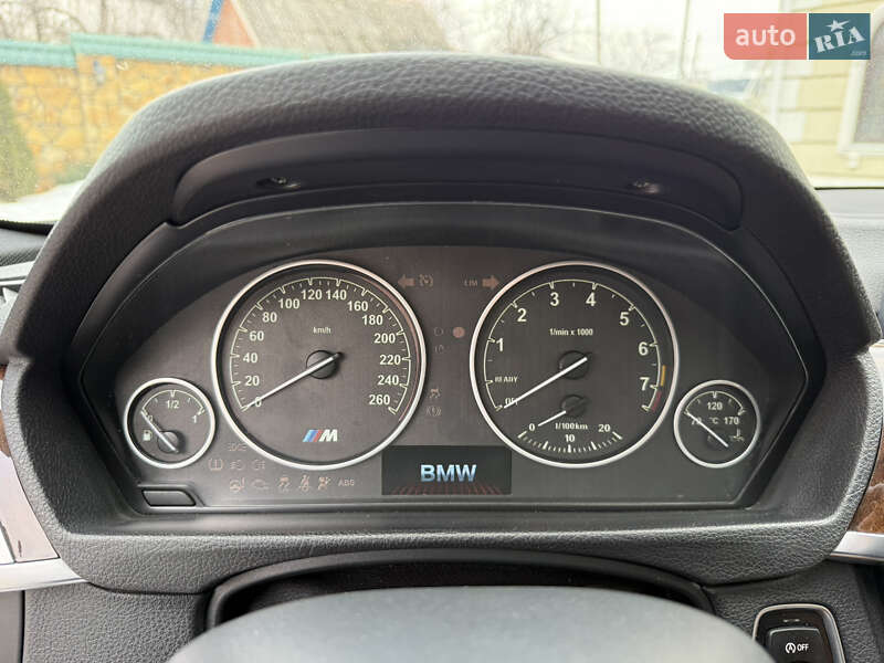 Седан BMW 3 Series 2017 в Могилев-Подольске