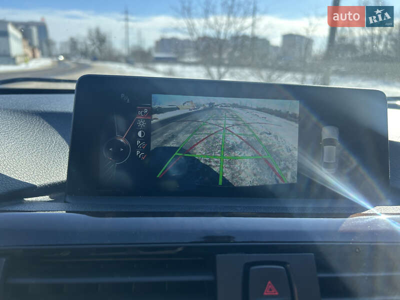 Седан BMW 3 Series 2015 в Полтаве