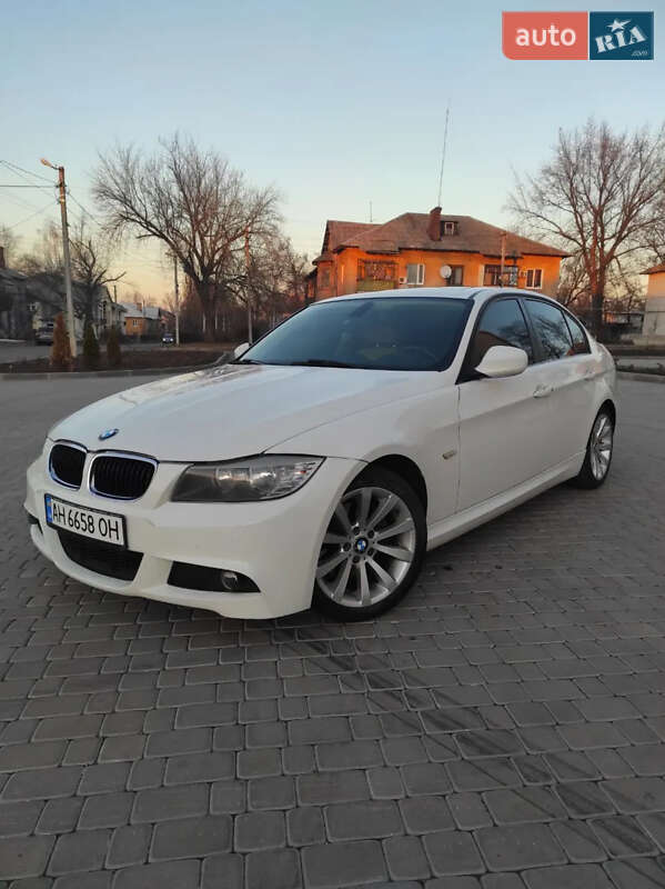 BMW 3 Series 2011 BMW 3 Series 2011