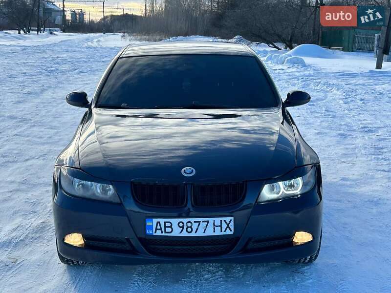 Седан BMW 3 Series 2008 в Мирополе