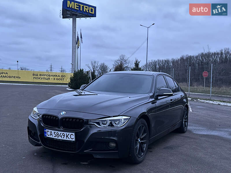 Седан BMW 3 Series 2016 в Полтаве