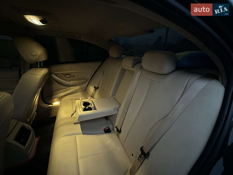 Седан BMW 3 Series 2016 в Полтаве