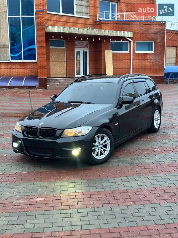 BMW 3 Series 2009