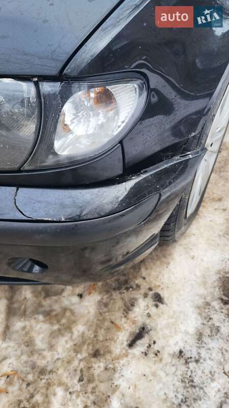 Седан BMW 3 Series 2004 в Киеве
