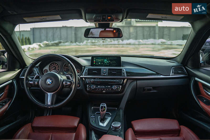 Седан BMW 3 Series 2017 в Черновцах