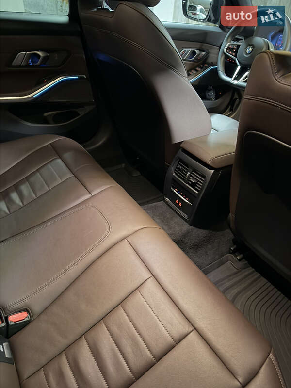 Седан BMW 3 Series 2025 в Днепре фото 5 Седан BMW 3 Series 2025 в Днепре