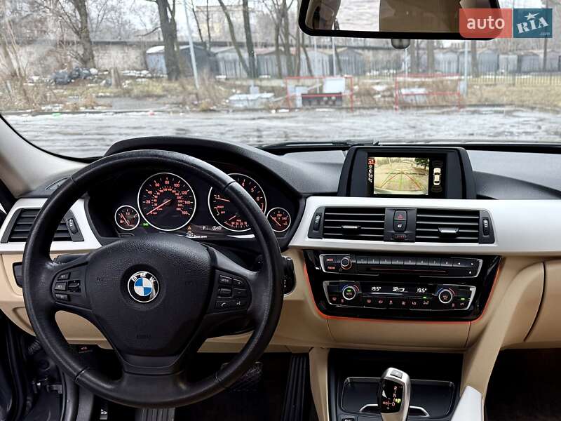 Седан BMW 3 Series 2016 в Днепре