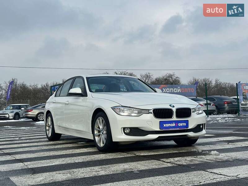 Седан BMW 3 Series 2016 в Одессе