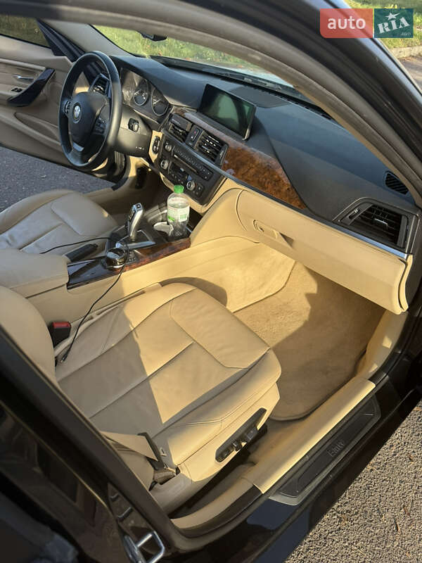 Седан BMW 3 Series 2013 в Ровно фото 25 Седан BMW 3 Series 2013 в Ровно